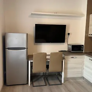  Apartment Melissa
