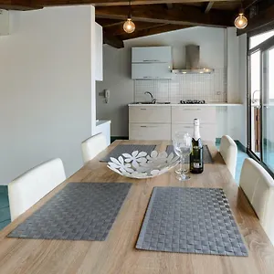 https://sweet-taormina-apartment.taorminaitalyhotels.com