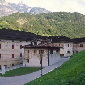  Apartment Palazzo Lazzaris - Costantini - Dolomiti Del Cadore